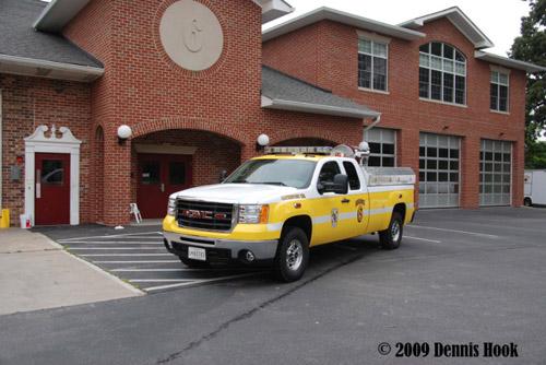 Specifications:

2009 GMC SIERRA 2500 4x4 EXTENDED CAB PICKUP
V0RTEC 6.0L V8 ENGINE
DURAMAX 6.6 DIESEL
